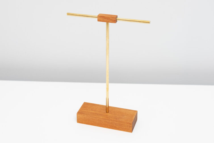 Rimu Jewellery Stand – Short